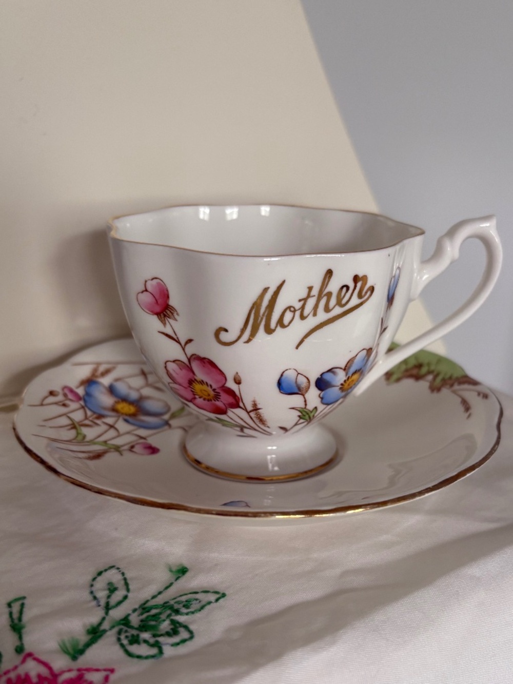 Vintage Mother English Bone China Teacup Saucer Set Pink Floral Gold 5123